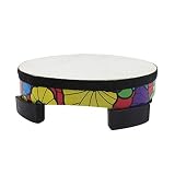 Las pegatinas de plástico brillantes y coloridas alrededor del tambor lo hacen diferente y especial.