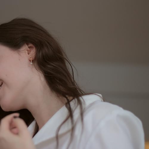 71 | Standing out with your work (healing the sister wound) (a tool)