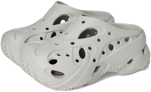 Amazon | Crocs (クロックス) 男女兼用 大人用 ケージドクロッグ