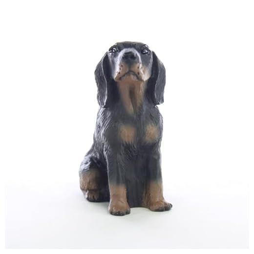 Conversation Concepts Coonhound Black & Tan Tiny One Figurine