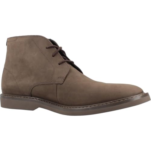 Image of Clarks mens Desert Boot