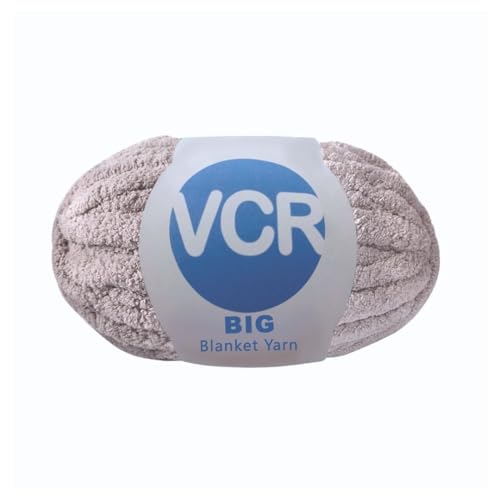 Image of VCR Light Pruple Yarn, 200 Grams Big Chunky Hank, 22 Meters Length, Suitable for Knitting Blankets and Pillows, 100% Polyester Yarn Ball for Crochet DIY, Soft Threads, Pack of 1