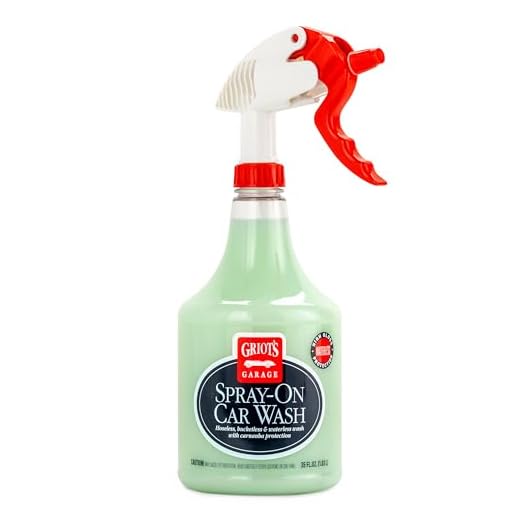 Griot's Garage Spray-On Car Wash for Vehicle Cleaning and Detailing, Rinseless and Waterless, No Hose and Bucket Needed, With Carnauba Wax Protection, 11065, 35oz