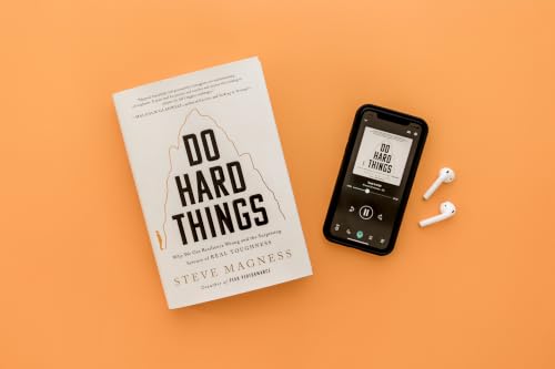 Image of Do Hard Things: Why We Get Resilience Wrong and the Surprising Science of Real Toughness
