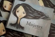 Hardcover Mujeres [Spanish] Book