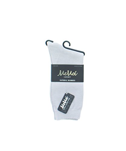 Image of MeMoi Women's Flat-Knit Rayan Blend Crew Socks