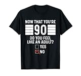 Photo Gallery funny 90th birthday 90 year old adult born in 1932 maglietta Photo Gallery funny 90th birthday 90 year old adult born in 1932 maglietta