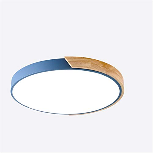 Plafonnier LED bois ultra mince pour éclairer un couloir sombre