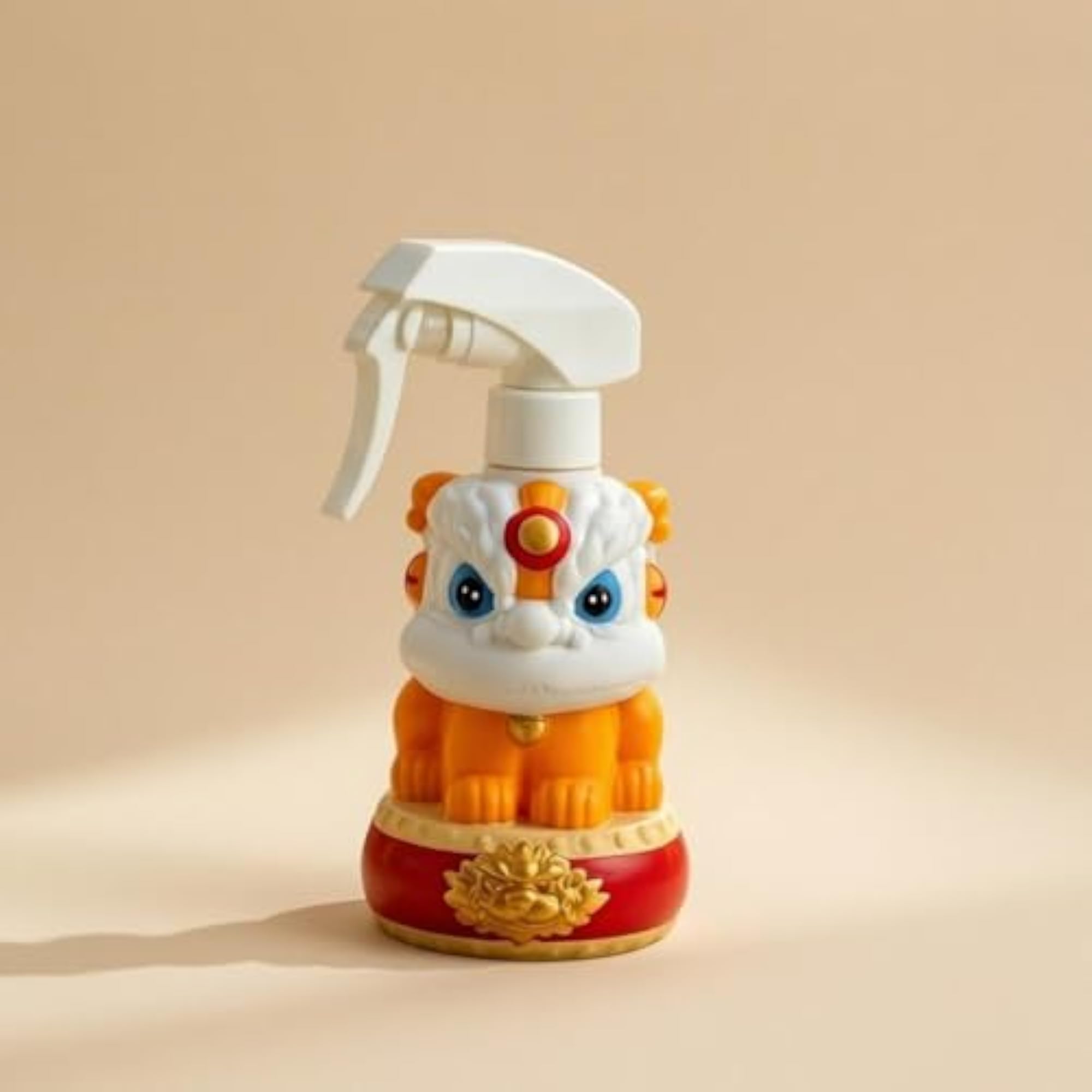 Creature Shaped Lion Decorative Spray Bottle for Plant Care