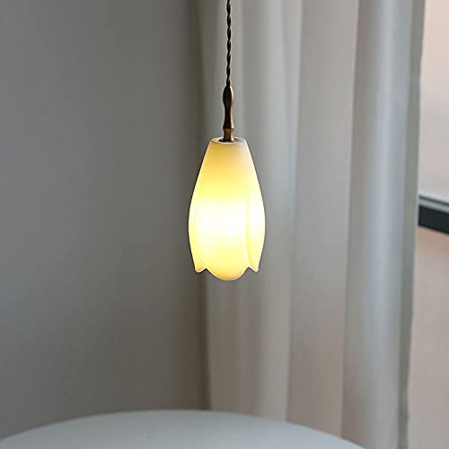 Lámpara colgante tulipán blanco E27 ideal para crear ambiente acogedor en comedor y cafetería
