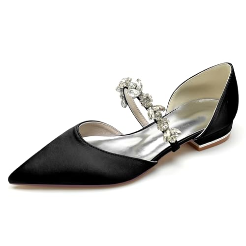 Chaussures de mariée satin bout pointu pour briller au dîner de noces