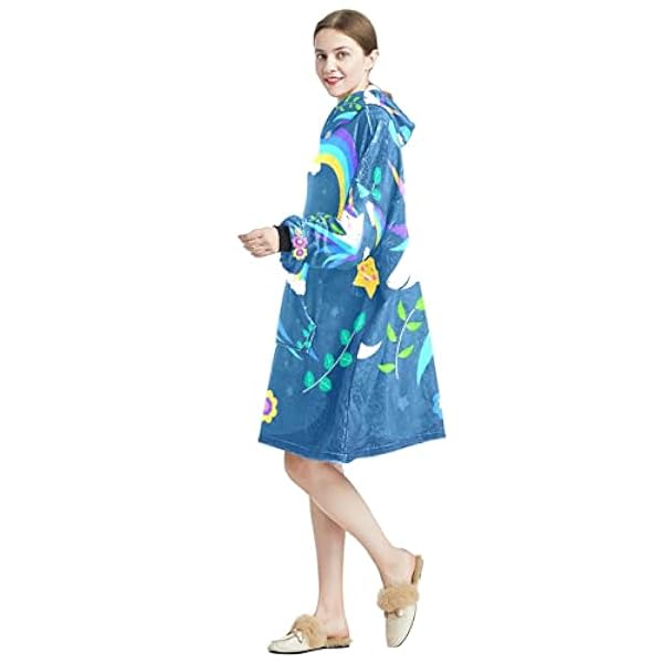 Eenhoorn buste omringd door bloemen maan sterren draagbare deken hoodie, oversized capuchon deken sweatshirt, Meerkleurig, One Size