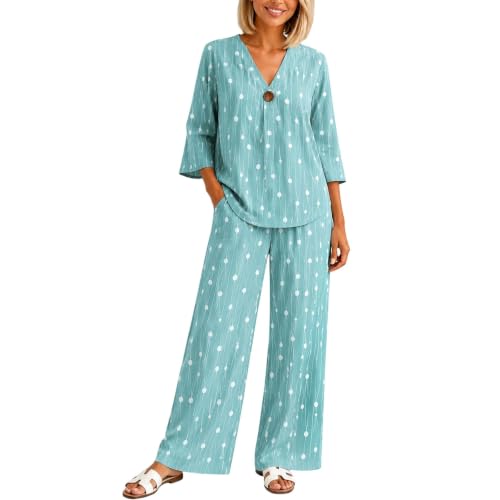 Traje de playa bohemio con estampado elegante para paseos de verano y tardes de terraza