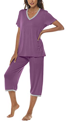 Image of JINSHI Women's Pajamas Set Short Sleeve Top and Capri Pants Lightweight Sleepwear Comfy Pjs Lounge Set with Pockets