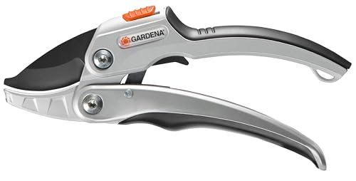 Gardena 08798-81 SmartCut Ratchet Pruner