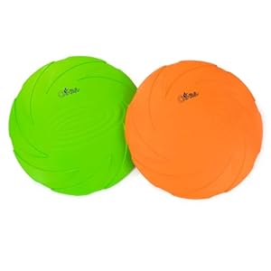 CHIWAVA 2 Pack 7.1″ Rubber Dog Flying Disc Flyer Fetch Toy for Dogs Outdoor Play for Medium Dogs