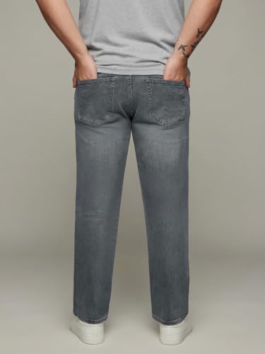 Image of Urbano Plus Men's Relaxed Fit Washed Denim Jeans Non-Stretchable
