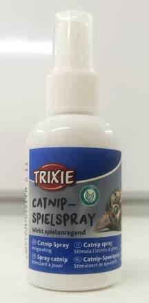 Combo Pack of Catnip Play Spray, 50 ml with Kittos Tuna Jerky Strips, 105g