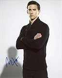 MILO VENTIMIGLIA - Heroes AUTOGRAPH Signed 8x10 Photo B