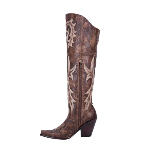 Bottes en daim marron foncé pour affronter l'hiver avec style