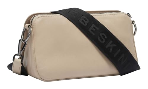 Liebeskind Crossbody Medium2