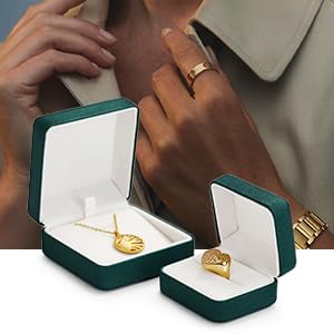 Emeralds Necklace Gift Box Leather Necklace Boxes for Jewelry Gift Velvet Interior for Anniversary Christmas Wedding Birthday Gifts