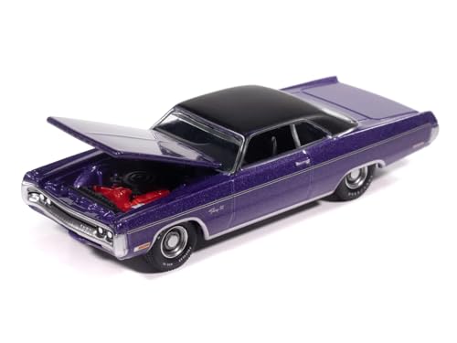 Modelo a escala 1/64 de 1971 Fury III color violeta miniatura 1