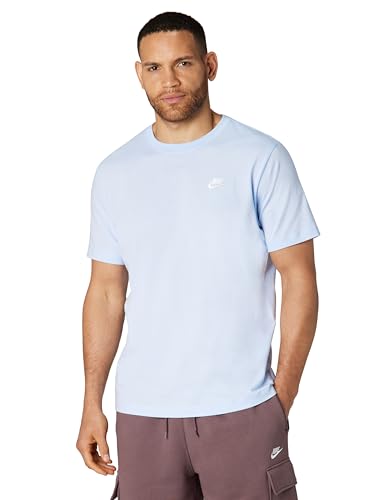 Image of Nike Men's Sportswear Club T-Shirt