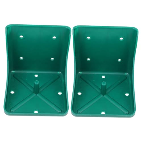 Support bloc sel moutons en PP vert au pâturage pour l'alimentation saine du bétail