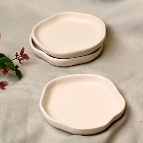 Image of WEAVING HOMES Luxurious Premium (Set of 2) Ceramic Dessert Plates - Sweet Plates, Anniversary and Birthday Gifts for Women, Aesthetic Stuff & Gifts for Bestfriends
