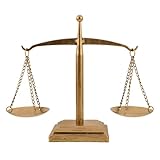 Matériau robuste : fabriquée en fer, cette sculpture de balance allie durabilité et élégance, apportant une touche raffinée à votre décoration de bureau. figurine en fer, statuette de bureau.