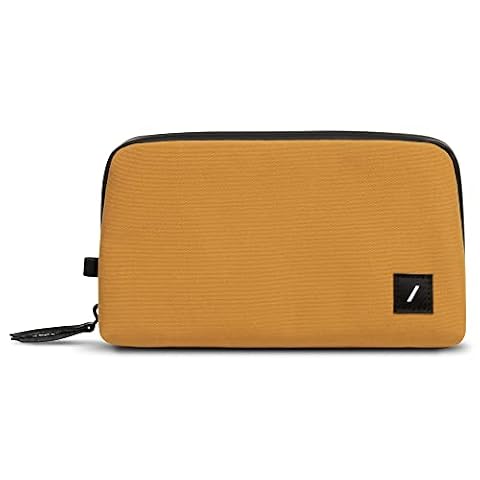 Organizator techniczny Native Union W.F.A - minimalistyczne etui podróżne wykonane z materiałów pochodzących z recyklingu do codziennego przechowywania i ochrony akcesoriów (Kraft)
