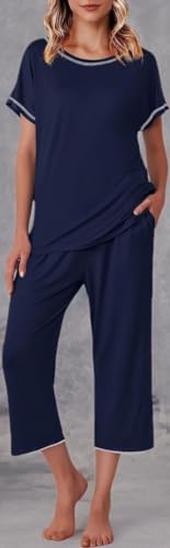 Image of Ekouaer Women's Capri Pajama Sets Print Short Sleeve Sleepwear Top and Capri Pants Soft Loungewear with Pocket