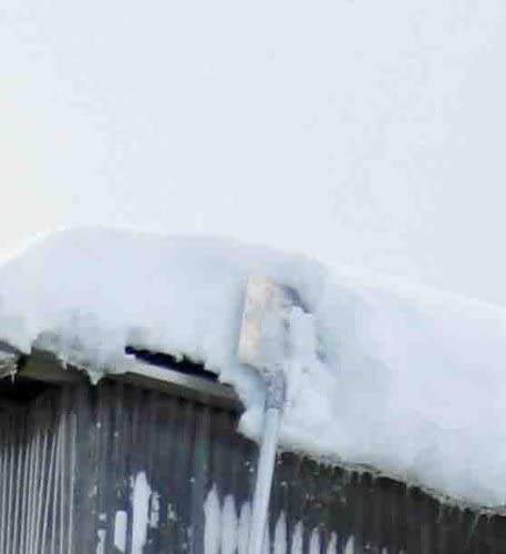 Amazon.co.jp: 多機能 NEW 楽々雪降ろし＆雪庇落とし 6m : DIY・工具