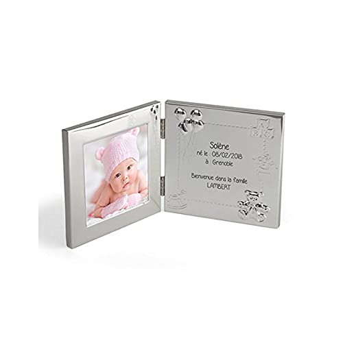 Amikado - Cadre naissance ou baptême 2 volets (13x13 cm) personnalisé - Gravure personnalisée de Naissance pour la première Photo du Plus Beau bébé du Monde - Argenté et laqué pour Photo de 10x10 cm