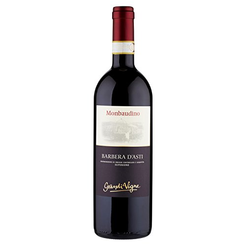Il Barbera d'Asti Tre Vigne è ben equilibrato con una buona integrazione del rovere, una buona complessità e un finale di più ciliegie rosse