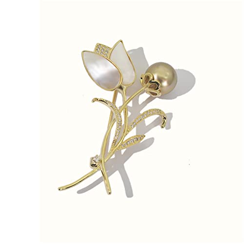 Broche cadeau idéale : la fleur Rose Coquille Blanche pour femme élégante