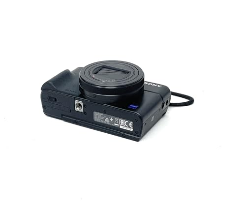 Image of Sony RX100 VII - Advanced Premium Compact Camera with 1.0-Type Sensor, 24-200 mm F2.8-4.5 Zeiss Lens, Superior AF and speed performance, 4K Movie (DSC-RX100M7)