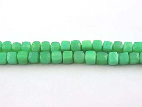 Perles calcédoine facettées en cube de 7mm pour création de bijoux artisanaux de qualité