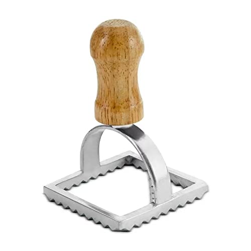 Mimo Style Cortador Para Ravioli Quadrado Com Cabo de Madeira e Corte em Liga de Zinco, Vem Com Bordas Caneladas Para Fornecer Um Corte Preciso, Mede 7cm e Pesa 65 Gramas