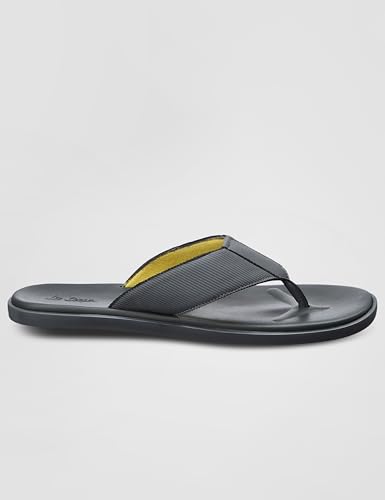 Image of Men's logo print flip-flops slippers