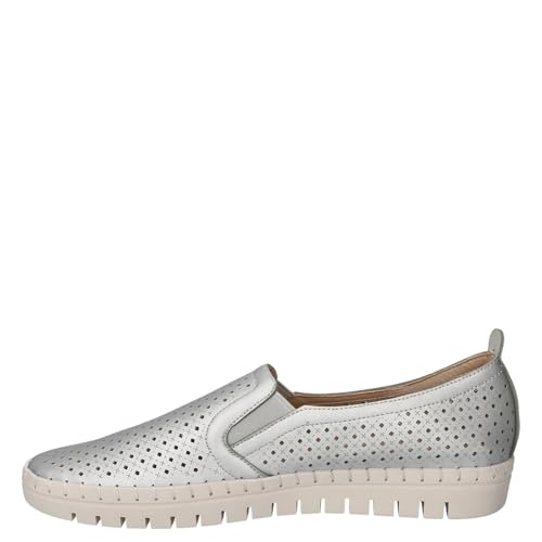 Easy Street Fresh Women's Perforated Comfort Slip-On Flat by Easy Street - Used condition - Image 4