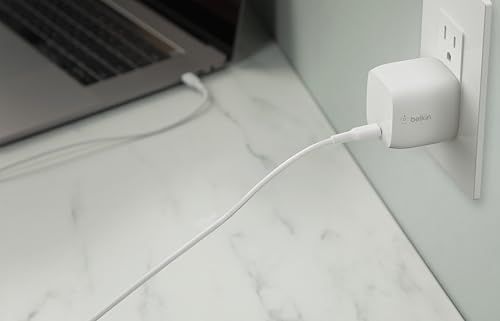 Image of Belkin USB C Charger Block 30W - GaN Power Delivery - Fast Charging USB-C Charger for iPhone 17, Air, Pro, Pro Max, MacBook, iPad, AirPods, Apple Watch, Nintendo Switch 2 - White (Pack of 6)