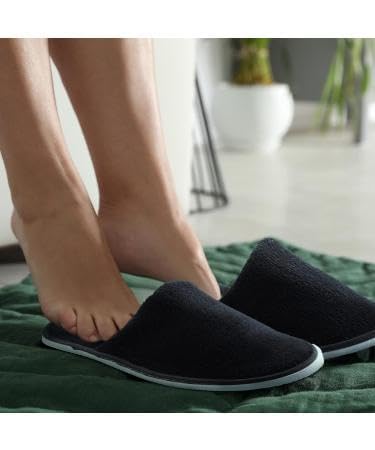 Image of Kalpana's Spa Slippers - 6 Pairs Disposable Cotton Slippers, Closed Toe, Non-Slip Sole, for Women & Men - Hotel, Guest, Travel, Salon, Party, Spa, Pedicure Use