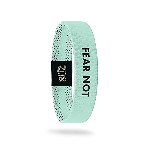 Zox Inspirational & Motivational Bracelet – Fear Not – Uplifting Reversible Stretch Wristband With Positive Affirmations Made From Recycled Plastic – Encouragement Gifts For Men, Women & Kids - Medium #TOP1