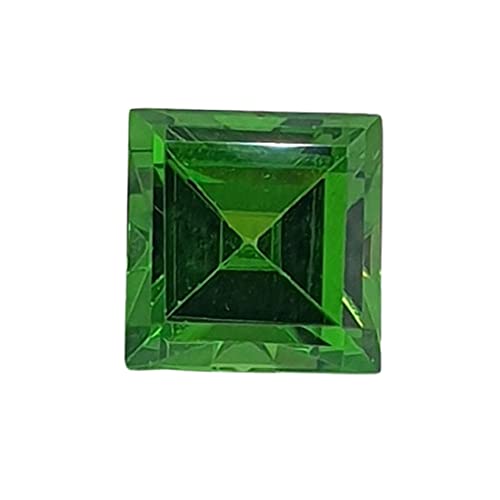 Zircon cubique vert émeraude facetté idéal pour créer votre bague de fiançailles