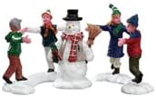 Miniatura 2 de Lemax Anillo de pueblo navideño alrededor del muñeco de nieve Set de 3-52112