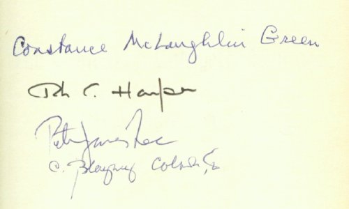 THE CHURCH ON LAFAYETTE SQUARE; A History of St... 0871070162 Book Cover