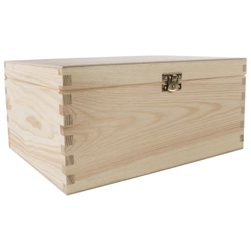 WooDeeDoo Medium Rectangular Wooden Storage Box with Lid and Clasp – 28 x 21 x 13 cm – Plain Pine Memory Keepsake Craft Chest for DIY Gifts Decoration Pyrography Engraving