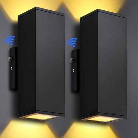 DAKAFUL Dusk to Dawn Outdoor Lighting Sensor Porch Lights Cover